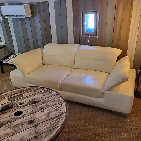 Au 2eme Etage Terrasse 30m2 * סן סיפריאן