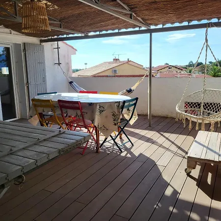 Au 2eme Etage Terrasse 30m2 דירה *