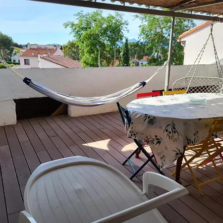 דירה Au 2eme Etage Terrasse 30m2