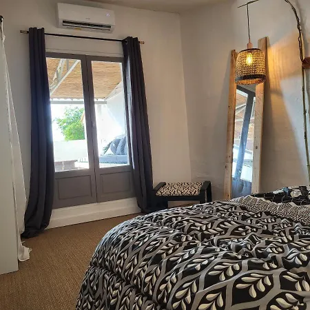 דירה Au 2eme Etage Terrasse 30m2 *