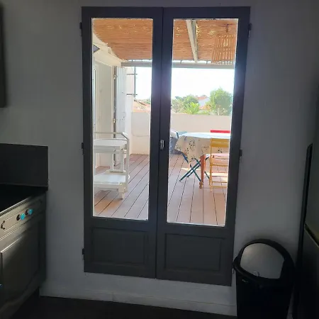 Au 2eme Etage Terrasse 30m2 *