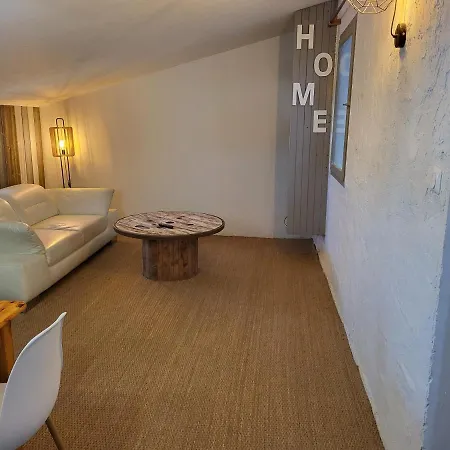 Au 2eme Etage Terrasse 30m2 סן סיפריאן