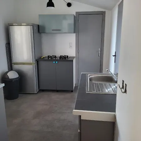Au 2eme Etage Terrasse 30m2 Apartmán