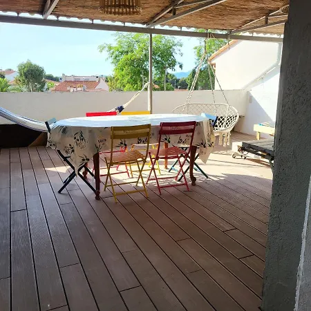 Au 2eme Etage Terrasse 30m2 *